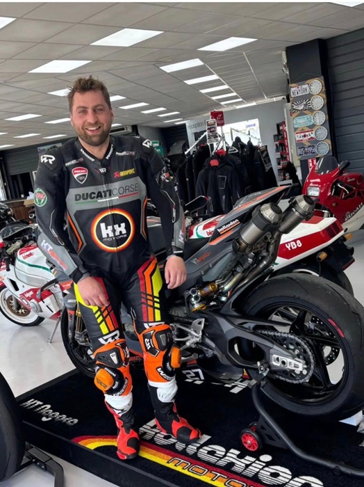 Einblick in unsere bereits gefertigten Lederkombis