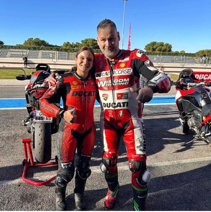 Einblick in unsere bereits gefertigten Lederkombis